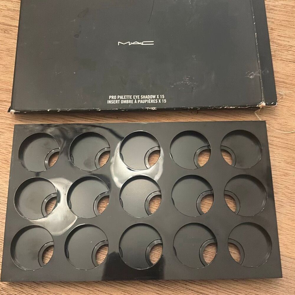 Mac cosmetics Pro Pallette 15 empty pallet